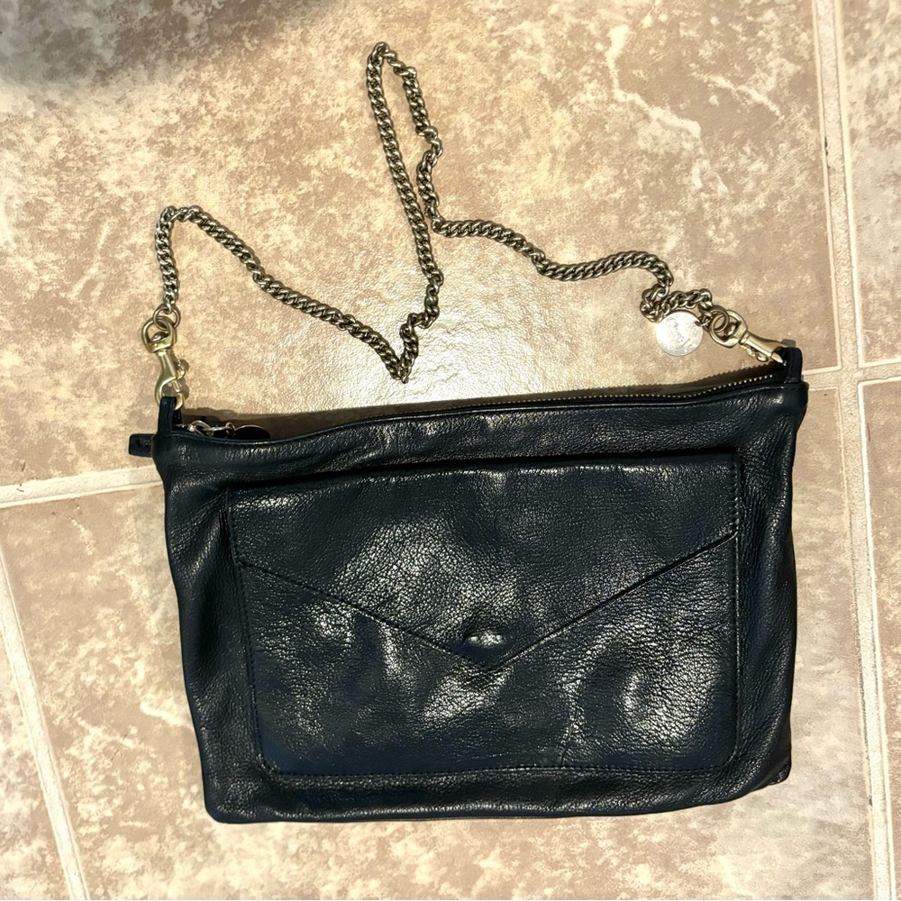 Clare v shoulder bag